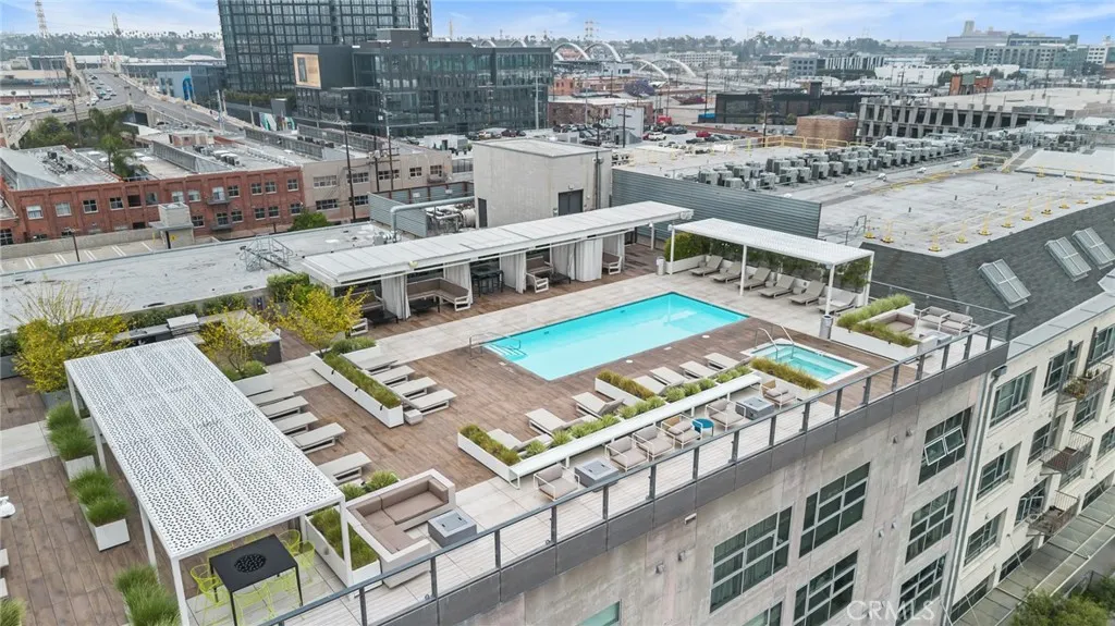 527 Molino Street 213, Los Angeles, California 90013 home-pic-1