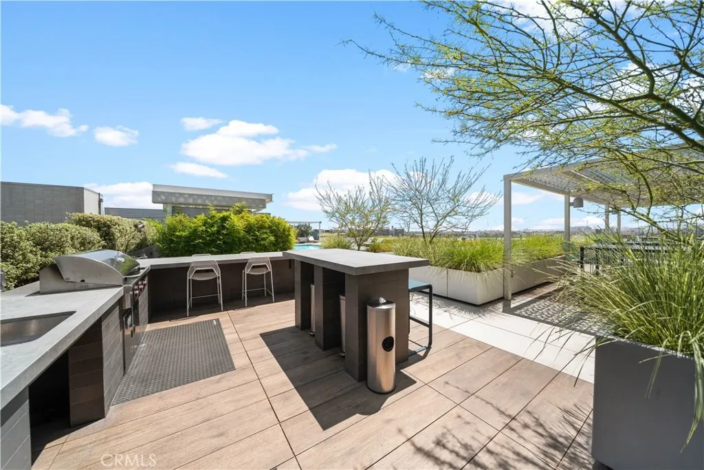 527 Molino Street 213, Los Angeles, California 90013 home-pic-18