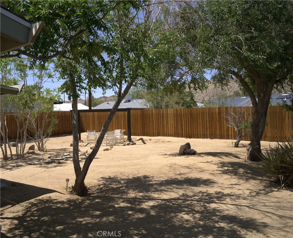 61740 Oleander Drive, Joshua Tree, California 92252 home-pic-25