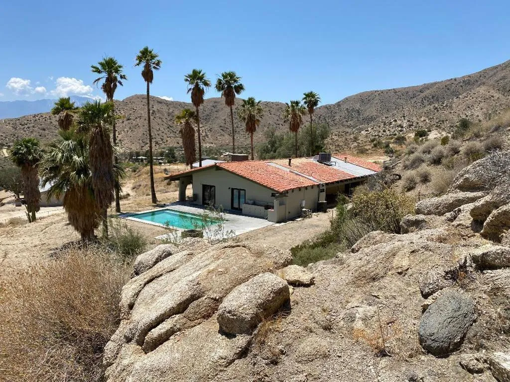 10300 Pine Avenue, Morongo Valley, California 92256 home-pic-2