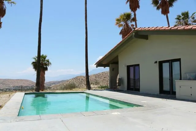 10300 Pine Avenue, Morongo Valley, California 92256 home-pic-11