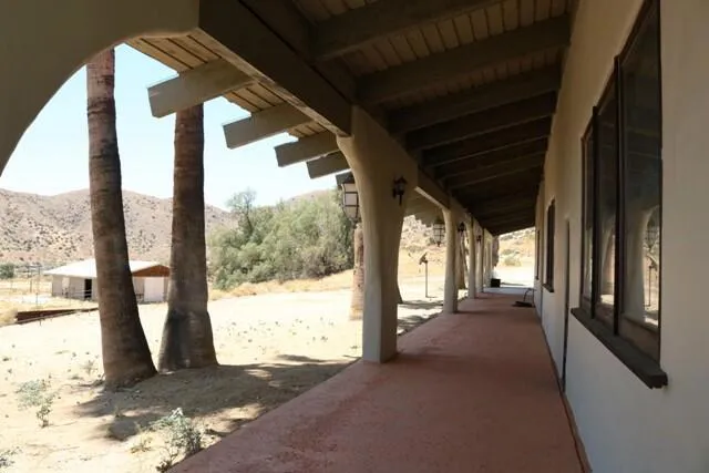 10300 Pine Avenue, Morongo Valley, California 92256 home-pic-22