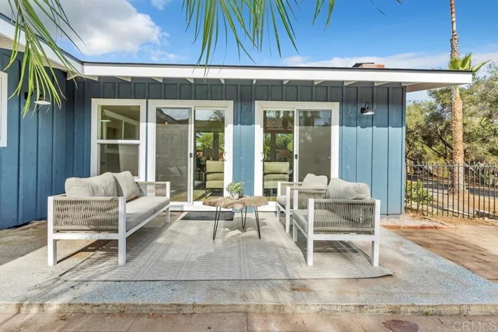 1165 Oak Drive, Vista, California 92084