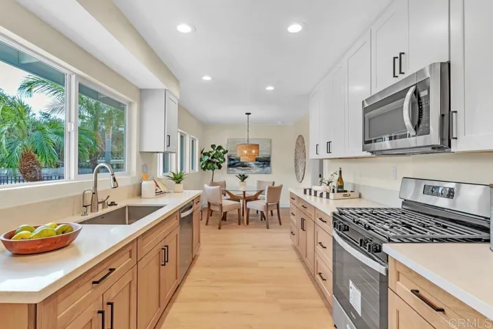 1165 Oak Drive, Vista, California 92084