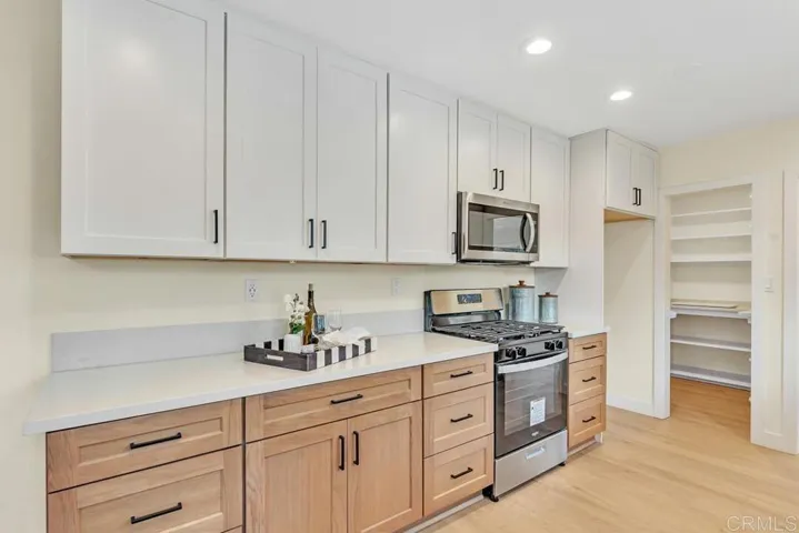 1165 Oak Drive, Vista, California 92084