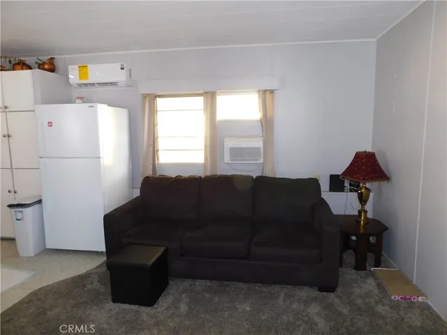 1001 S 3rd Street 13, Calimesa, California 92320