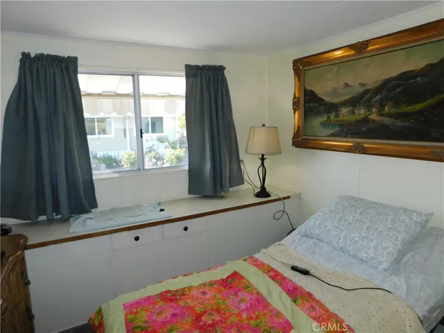 1001 S 3rd Street 13, Calimesa, California 92320