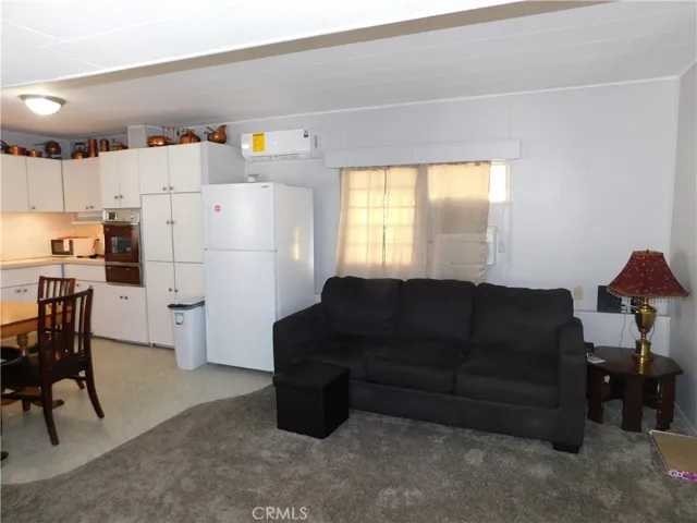 1001 S 3rd Street 13, Calimesa, California 92320