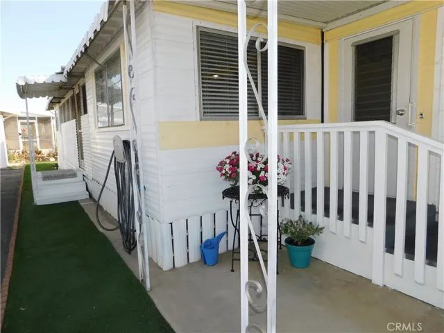 1001 S 3rd Street 13, Calimesa, California 92320