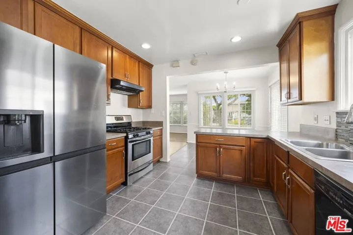 5206 Emporia Avenue, Culver City, California 90230