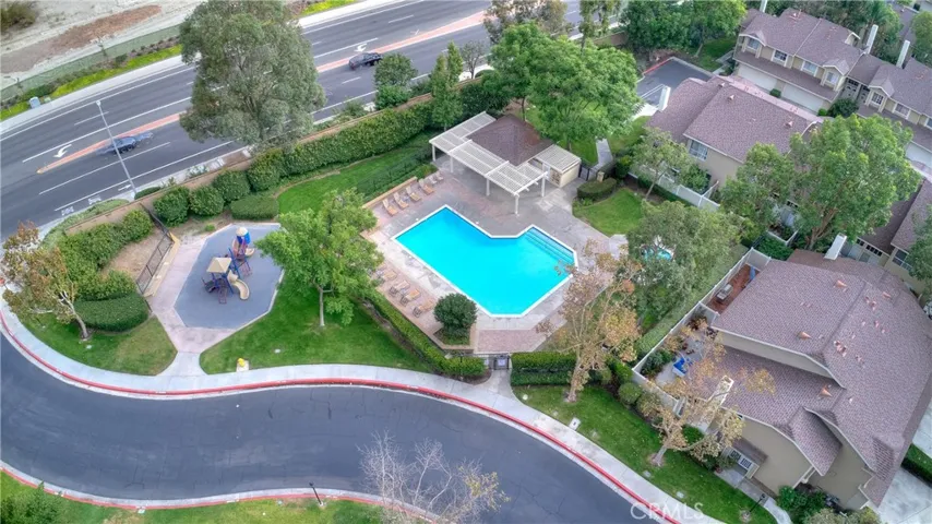 Ariel View Community Amenities