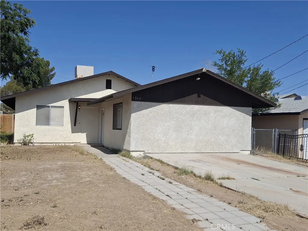 1260 Mirage Drive, Barstow, California 92311 home-pic-0