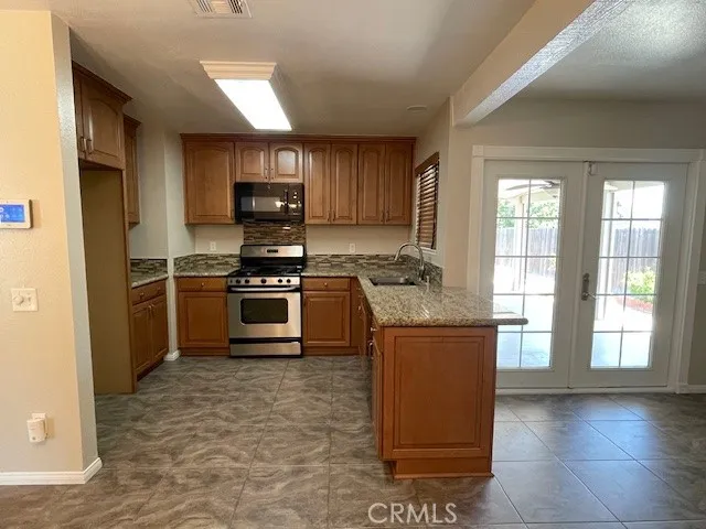 5674 Avenue Juan Bautista, Jurupa Valley, California 92509