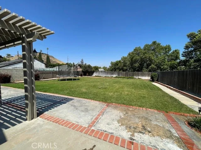 5674 Avenue Juan Bautista, Jurupa Valley, California 92509
