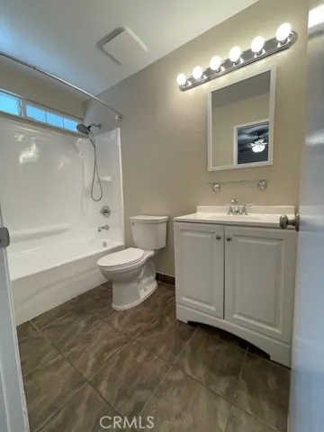 5674 Avenue Juan Bautista, Jurupa Valley, California 92509