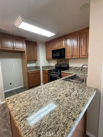 5674 Avenue Juan Bautista, Jurupa Valley, California 92509