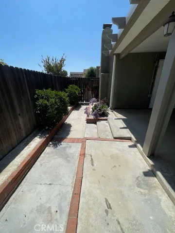 5674 Avenue Juan Bautista, Jurupa Valley, California 92509
