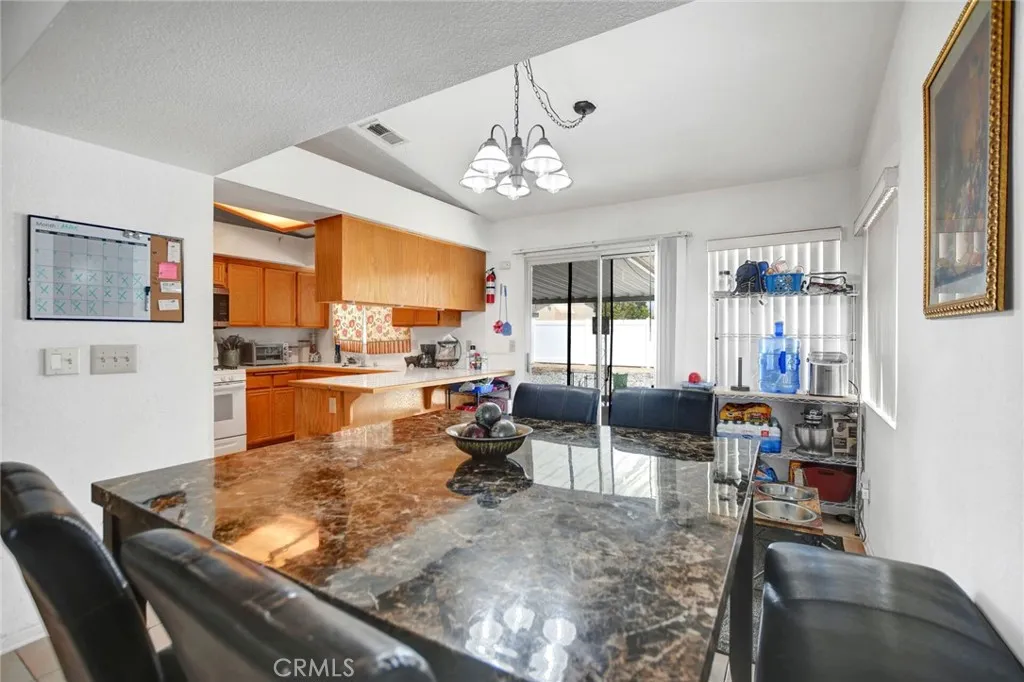 24880 Balestrieri Road, Hemet, California 92544 home-pic-13