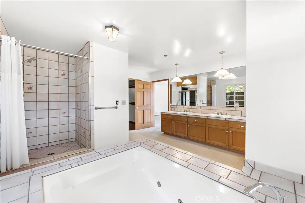 31593 Aguacate Road, San Juan Capistrano, California 92675 home-pic-32