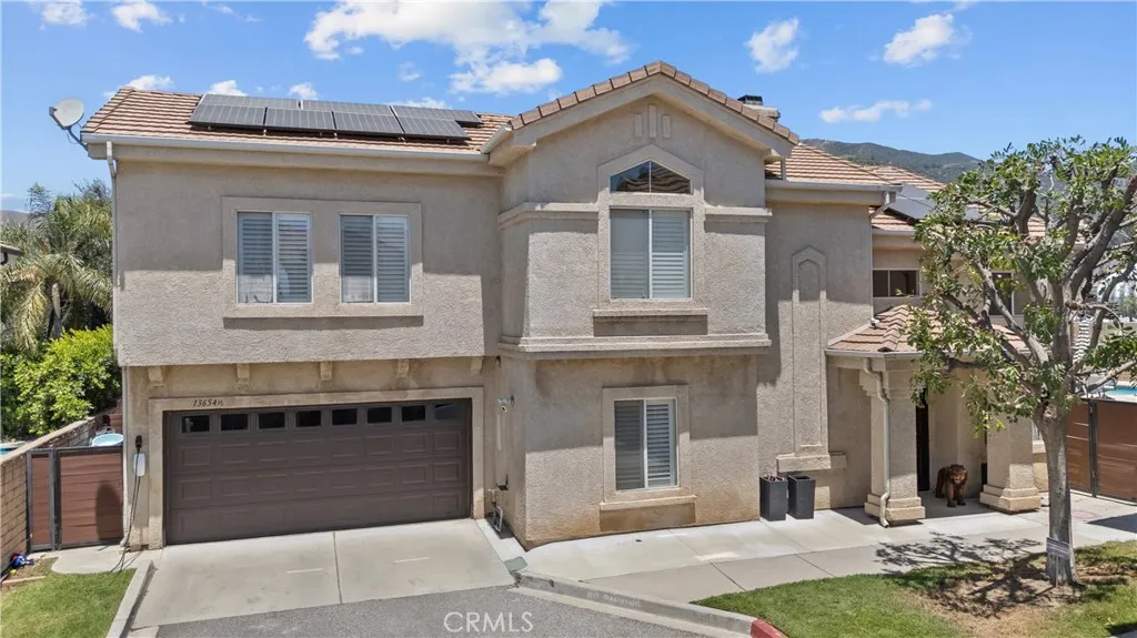 13654 1/2 Dronfield Avenue, Sylmar, California 91342, 5 Bedrooms Bedrooms, ,3 BathroomsBathrooms,Residential,For Sale,Dronfield,SR25128098