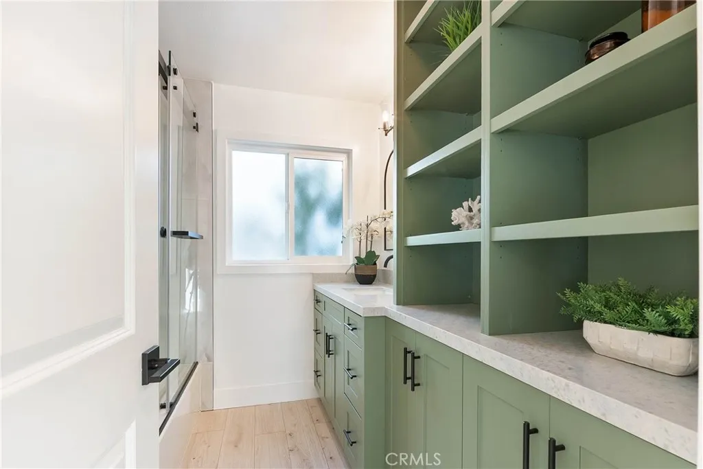 6300 E Fairbrook Street, Long Beach, California 90815 home-pic-7