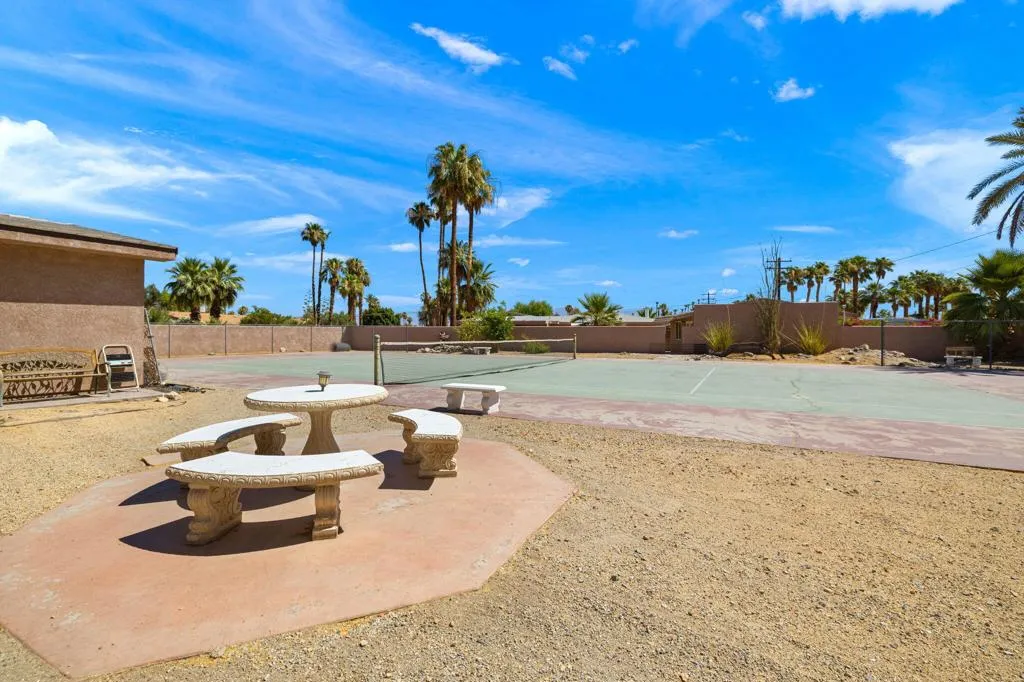 44530 San Carlos Avenue, Palm Desert, California 92260 home-pic-35