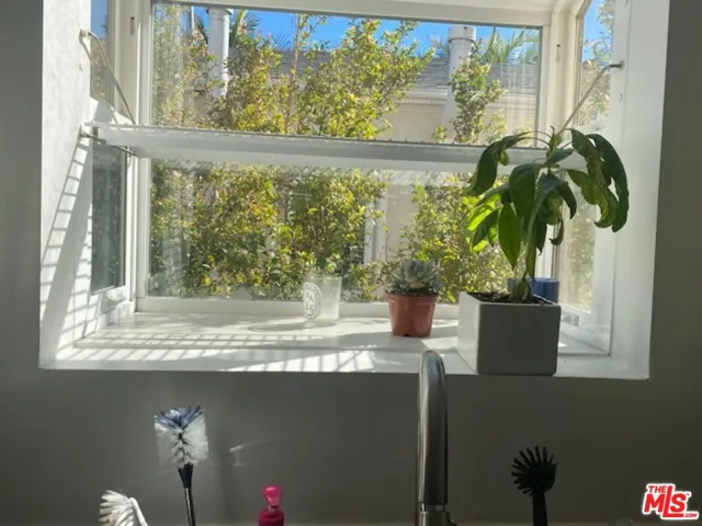 9609 W Olympic Boulevard G, Beverly Hills, California 90212