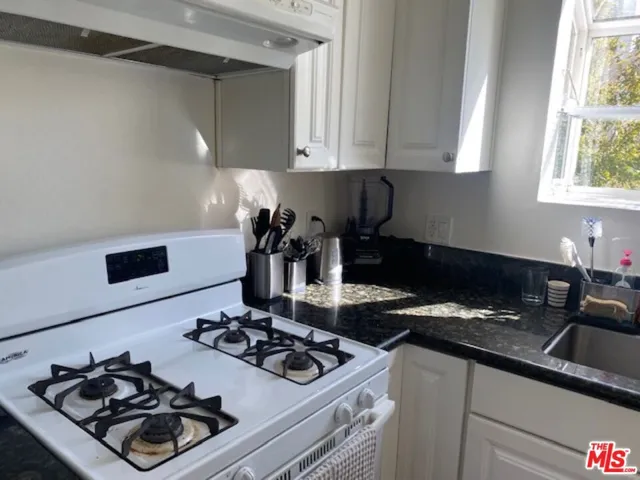 9609 W Olympic Boulevard G, Beverly Hills, California 90212