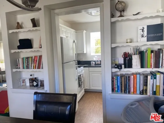 9609 W Olympic Boulevard G, Beverly Hills, California 90212