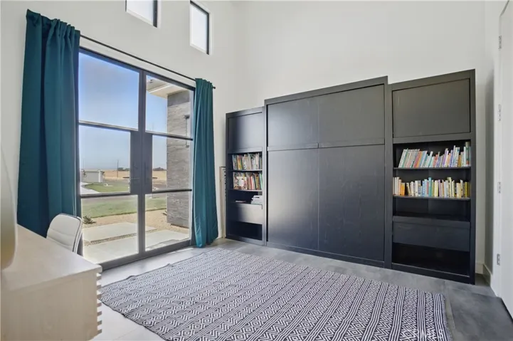 1901 E Sorrento Court, Merced, California 95340