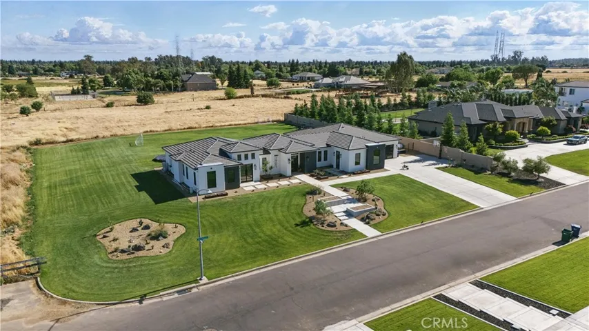 1901 E Sorrento Court, Merced, California 95340
