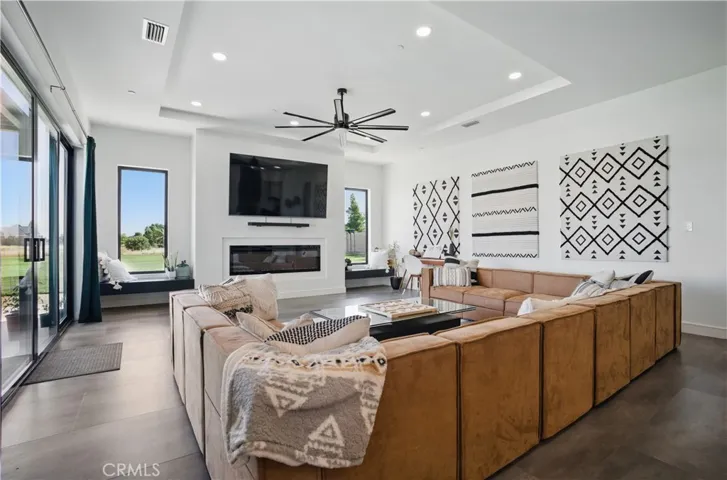 1901 E Sorrento Court, Merced, California 95340