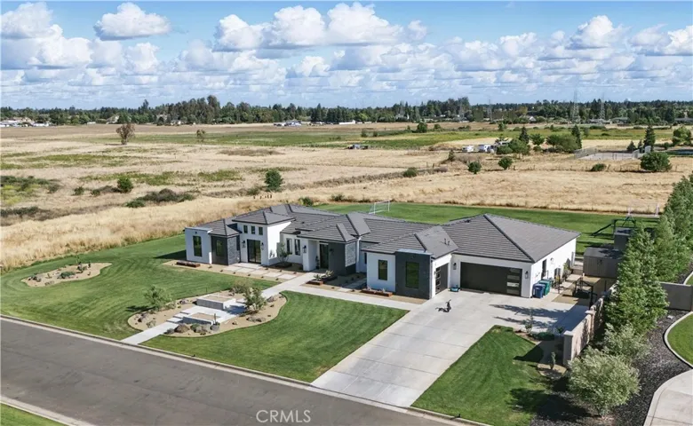1901 E Sorrento Court, Merced, California 95340