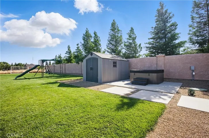 1901 E Sorrento Court, Merced, California 95340