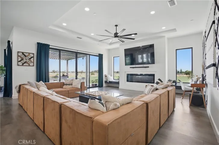 1901 E Sorrento Court, Merced, California 95340