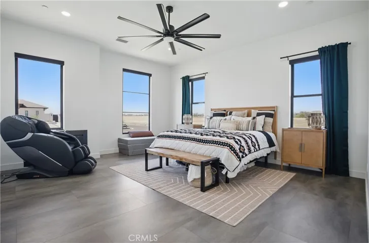 1901 E Sorrento Court, Merced, California 95340