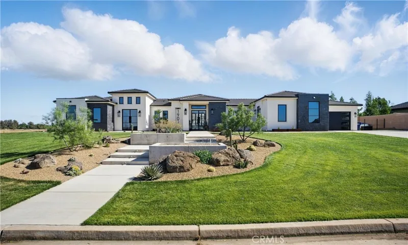 1901 E Sorrento Court, Merced, California 95340