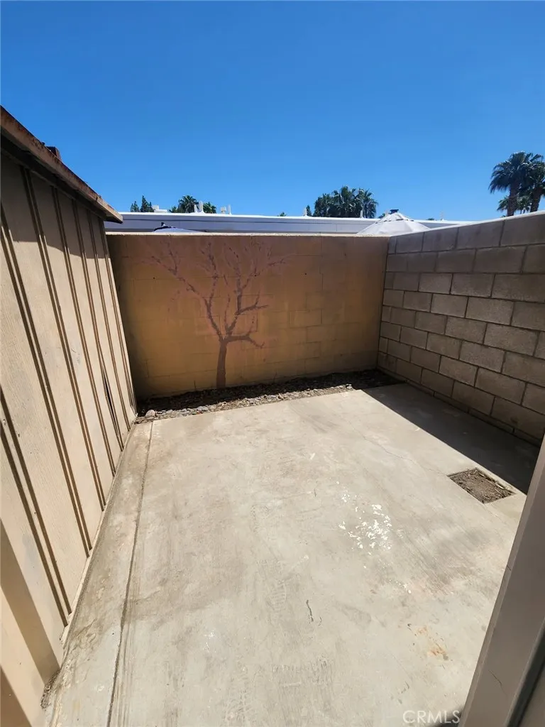 314 E Stevens Road 14, Palm Springs, California 92262 home-pic-9