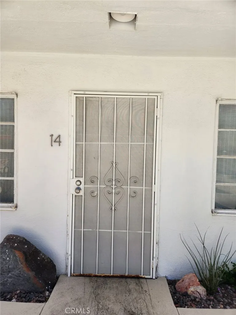 314 E Stevens Road 14, Palm Springs, California 92262 home-pic-3