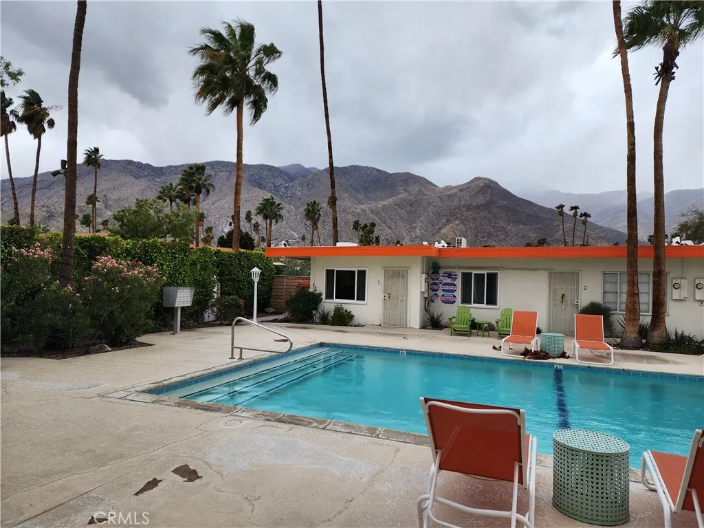 314 E Stevens Road 14, Palm Springs, California 92262 home-pic-2