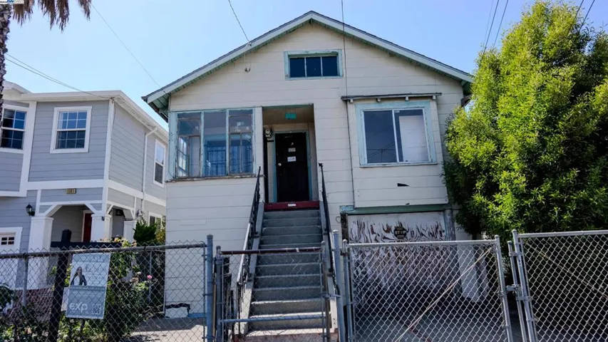 1711 40th Ave, Oakland, California 94601