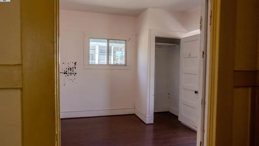 1711 40th Ave, Oakland, California 94601