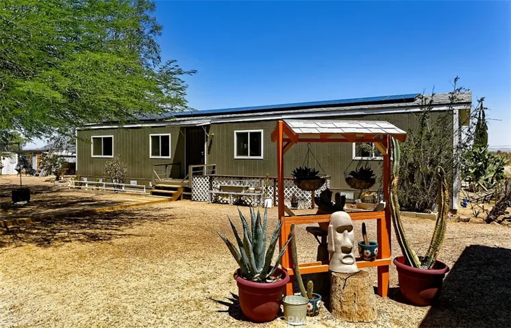 45322 Palos Verdes Road, Newberry Springs, California 92365