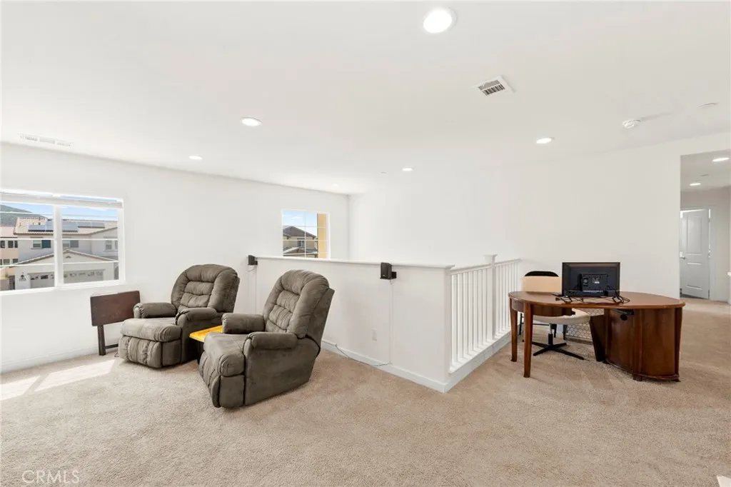 29550 Woodcreek Trail, Winchester, California 92596 home-pic-5