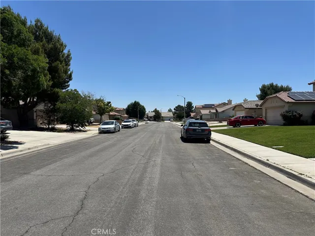 1538 Regents Street, Lancaster, California 93534