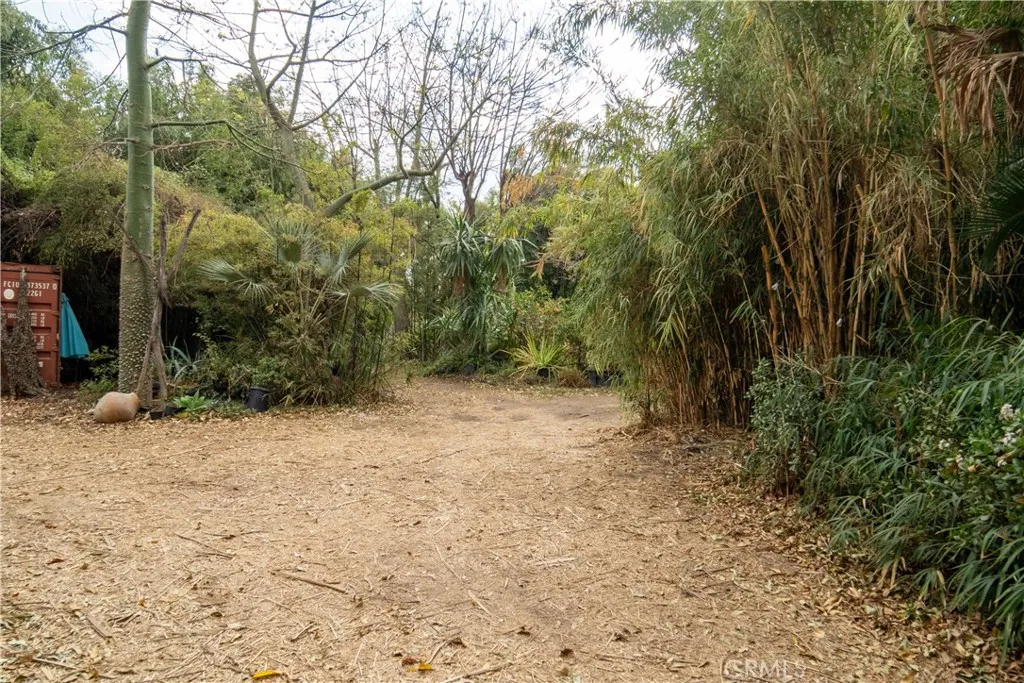 160 E Franklin Avenue, Pomona, California 91766 home-pic-5