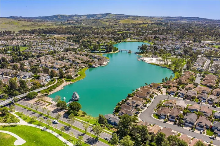 36 Summerwind, Irvine, California 92614