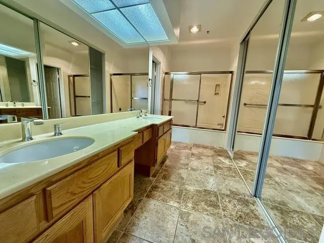 5875 Friars Rd 4301, San Diego, California 92110