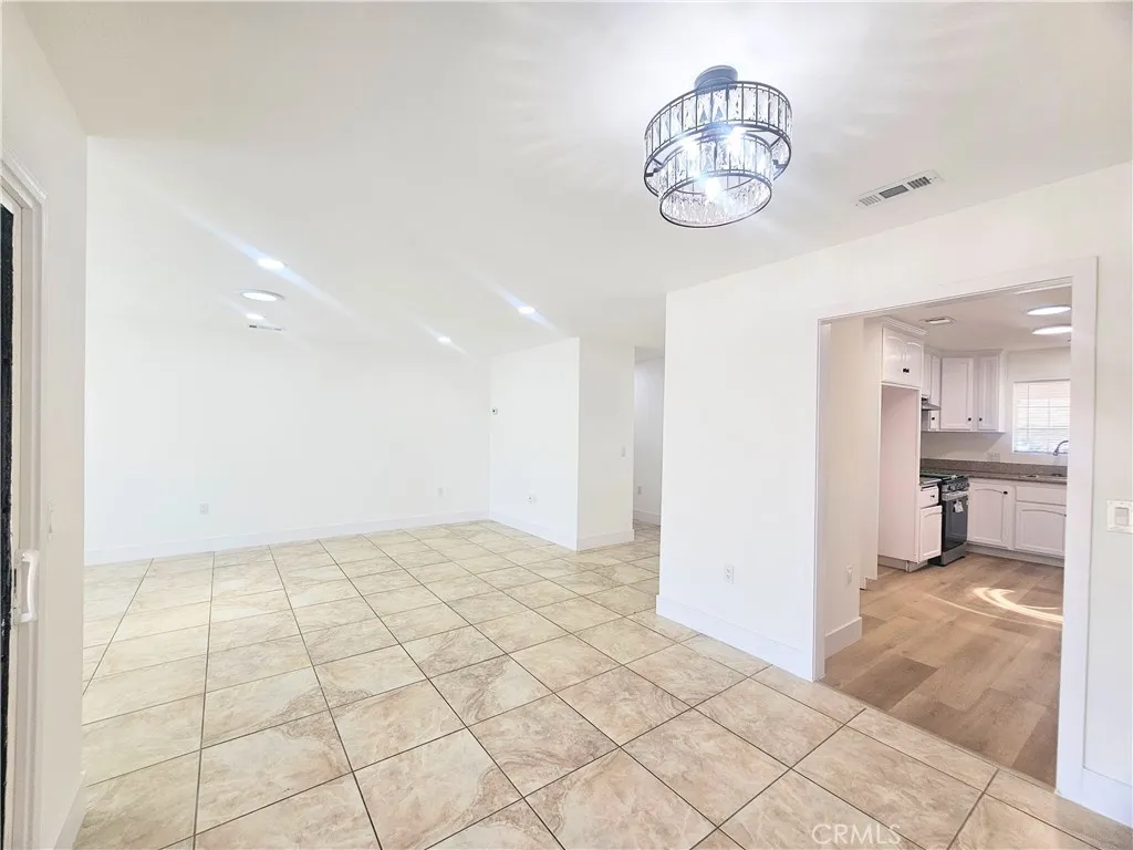 25687 Sandy Lodge Road, Menifee, California 92586 home-pic-37