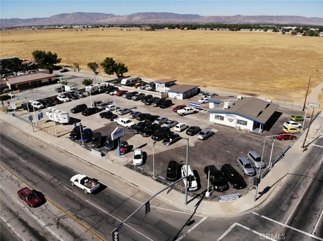 43555 Sierra Highway, Lancaster, California 93534